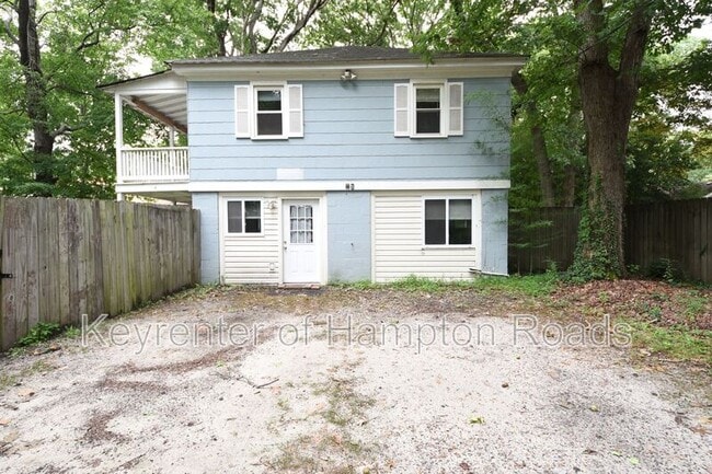 Building Photo - 1303 Tallwood St Unit B Rental