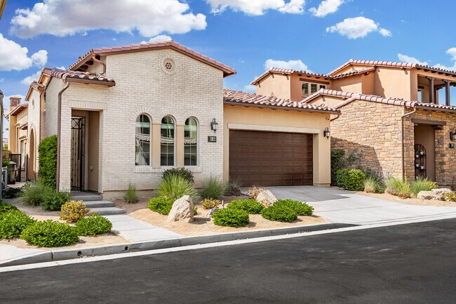80450 Platinum Wy