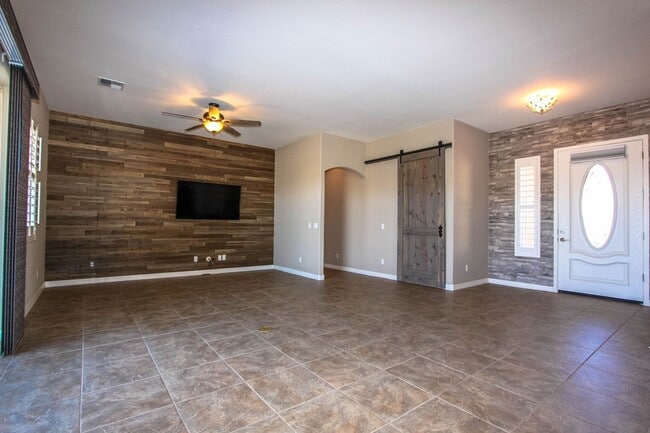 Photo - 4 Bedrooms in Granville