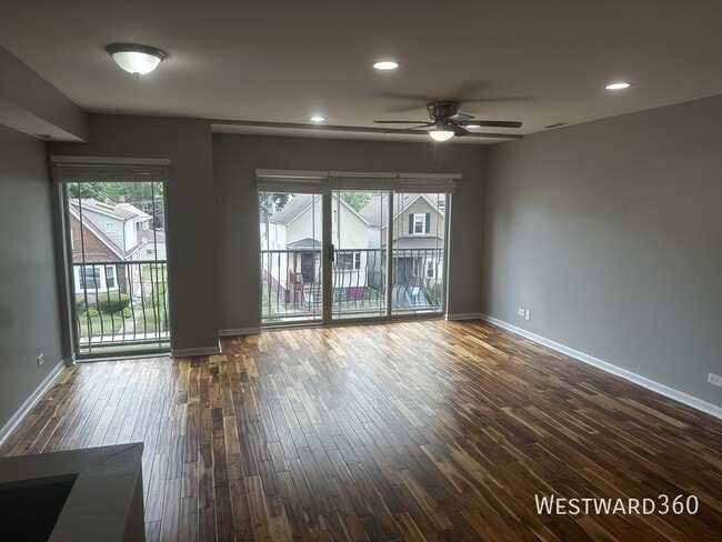Photo - 6344 S Rhodes Ave Unit 3