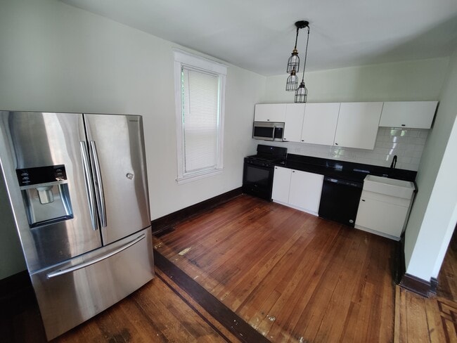 Cocina - 2000 Ryan Ave Unidad 1