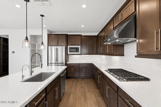Photo - 17190 W Gracemont St