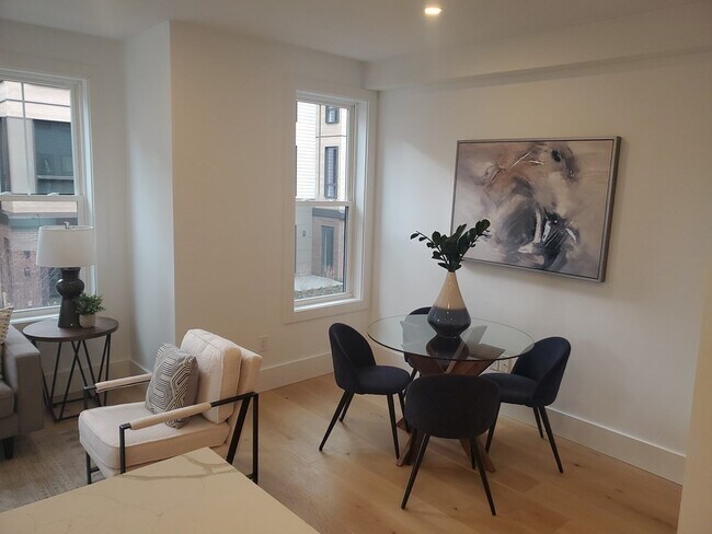 Photo - 9 Greenmount St Unit 2