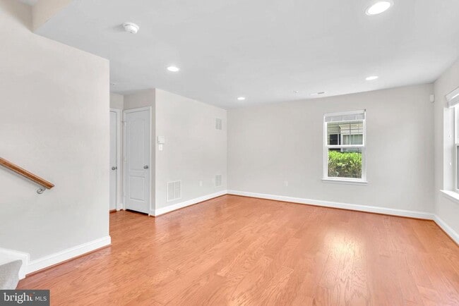 Photo - 617 S Cherry Grove Ave