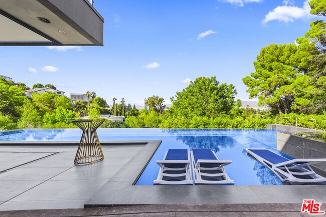 Photo - 3712 Broadlawn Dr