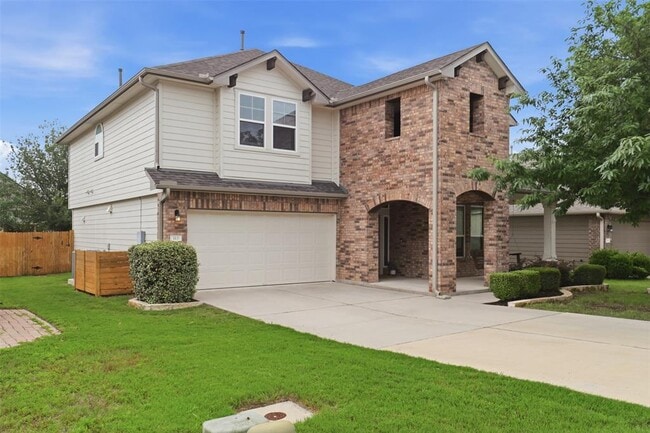 Building Photo - 113 Bastian Ln