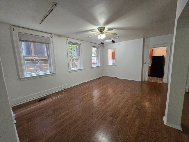 Photo - 1103 W Franklin St Unidad A