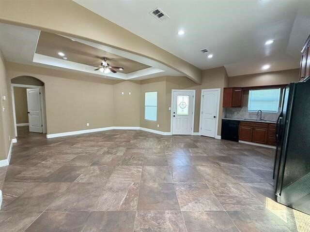 Photo - 2850 Amber Ave