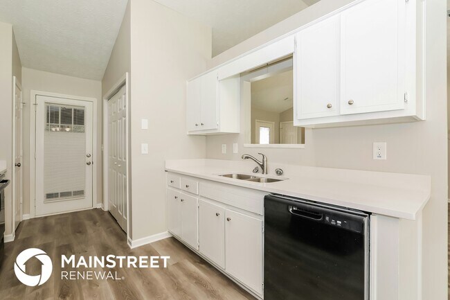 2737 Glendale Dr
