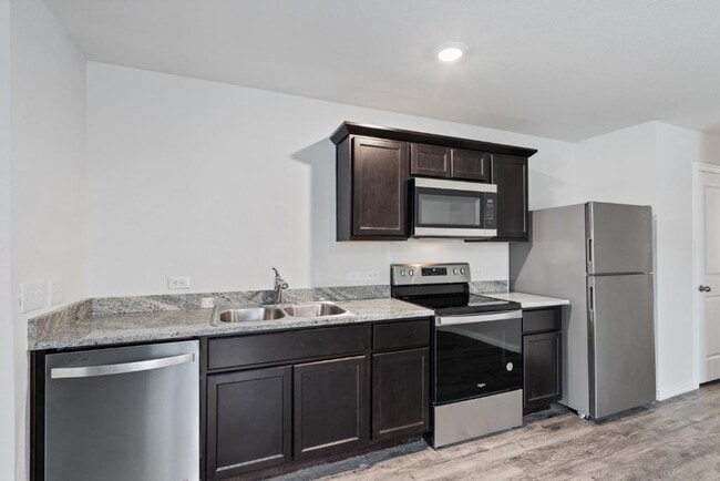 Photo - 1153 Magnolia St