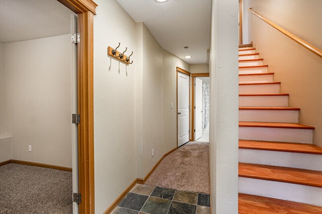 Photo - 10710 Whitman Ave N