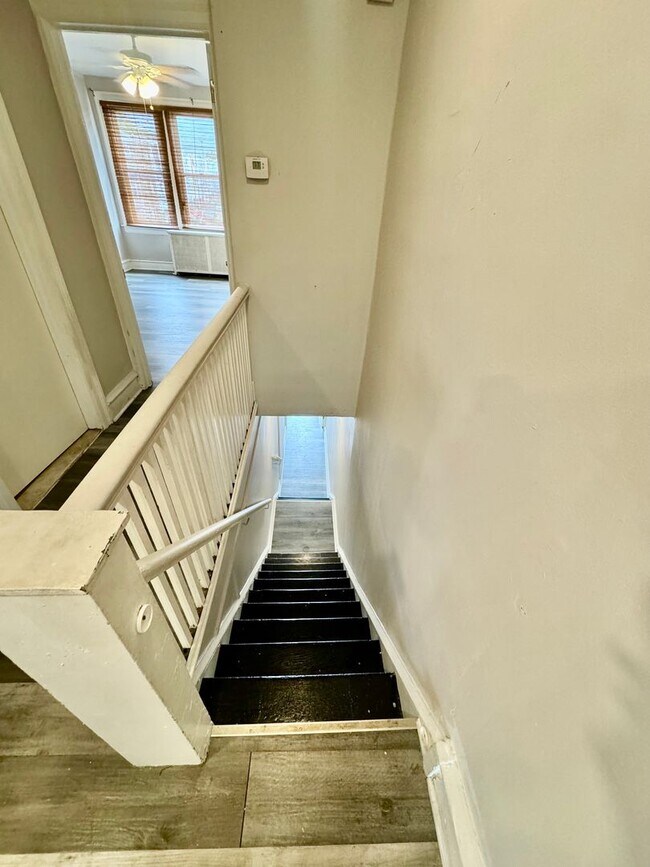 Photo - 1034 W Olney Ave Unidad 2