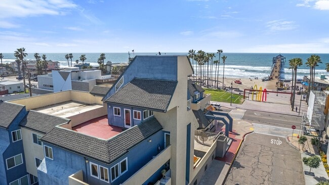 Photo - Imperial Beach: Unobstructed Ocean and Pier Views with 2 Balconies!!! Unit 933-A