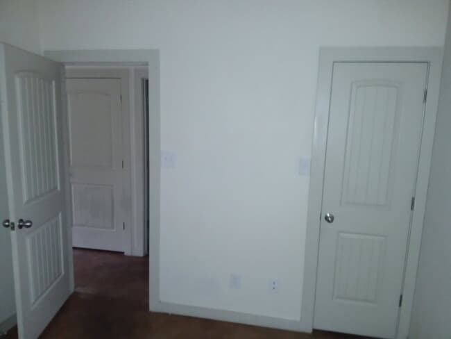 Photo - The commons at Somerville Unit 2