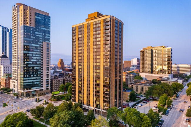 Photo - Regency House Condominiums