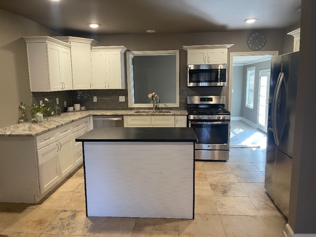 Photo - 3381 Walnut Grove Rd