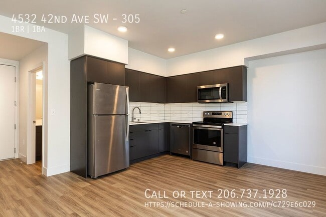 Live at the Adell! One Street over from Ca... - Live at the Adell! One Street over from Ca... Unit 305