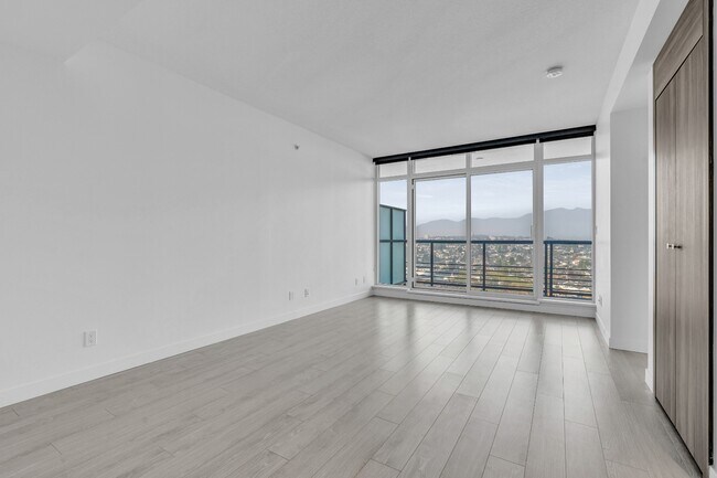 Photo - 2305-4720 Lougheed Highway Unit 2305