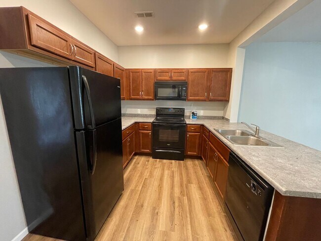 Photo - 202 Tyler St Apartment Unit A