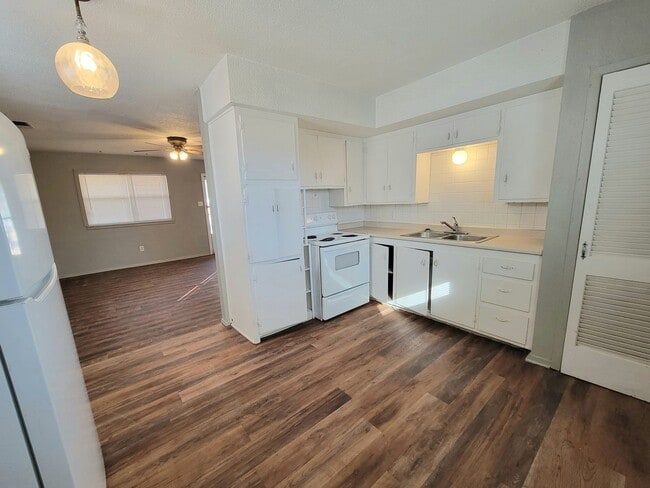 Photo - 3 Bedroom 1 Bath