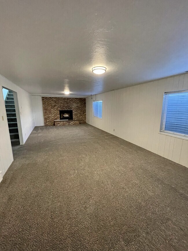 Photo - 6711 S Acoma Rd