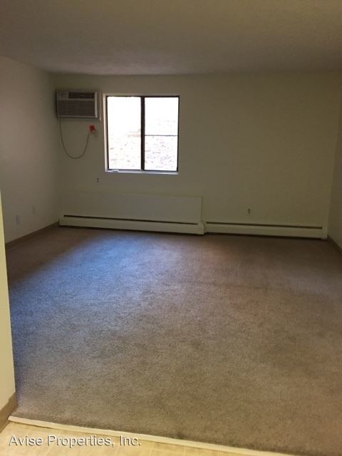 Photo - 150-196 River Rd