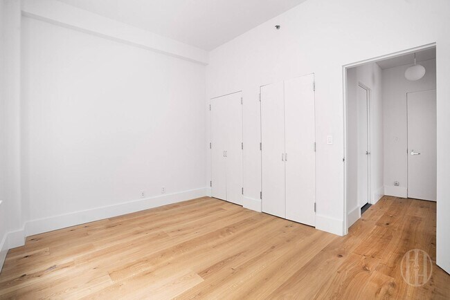 Photo - 120 Greenwich St Unidad 2C