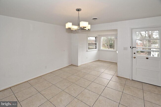 Photo - 6149 Loch Raven Dr