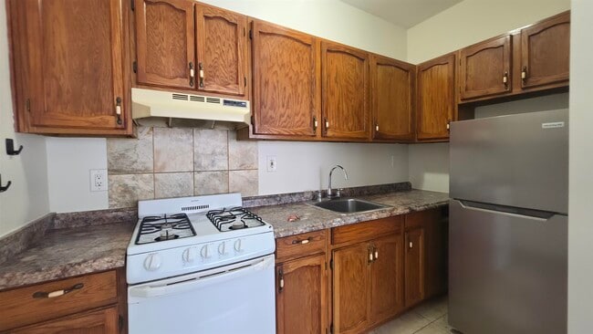 Photo - 77 Colgate St Unit 1