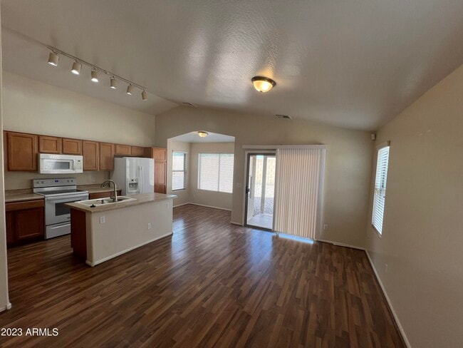 Photo - 17284 W Mohave St