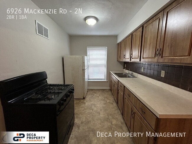 Photo - 6926 MacKenzie Rd Unit 2N