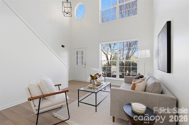 Photo - 2443 Normancrest Ct