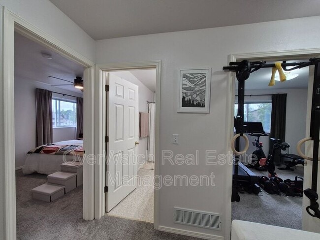 Photo - 3926 Lakehurst Cir Unit 1