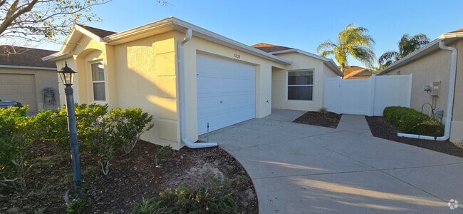 Building Photo - Village of St. Charles Rental