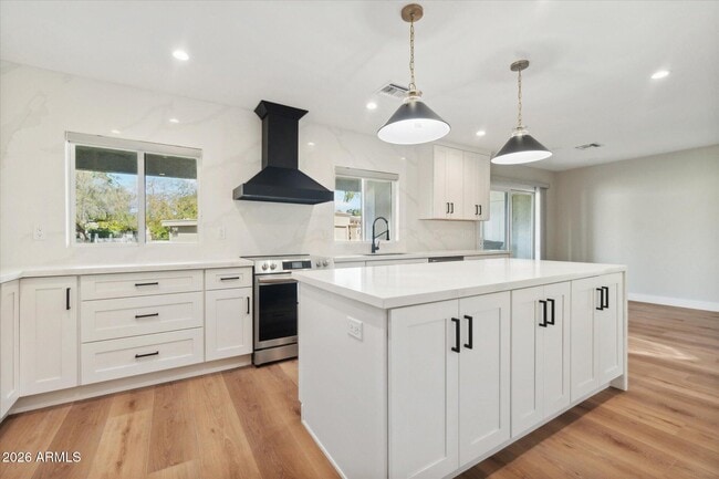 Photo - 8882 N 82nd Ln