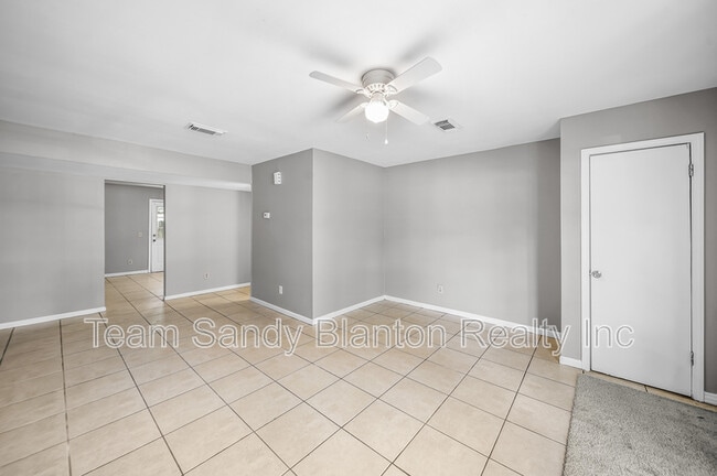 Photo - 2107 Langley Ave