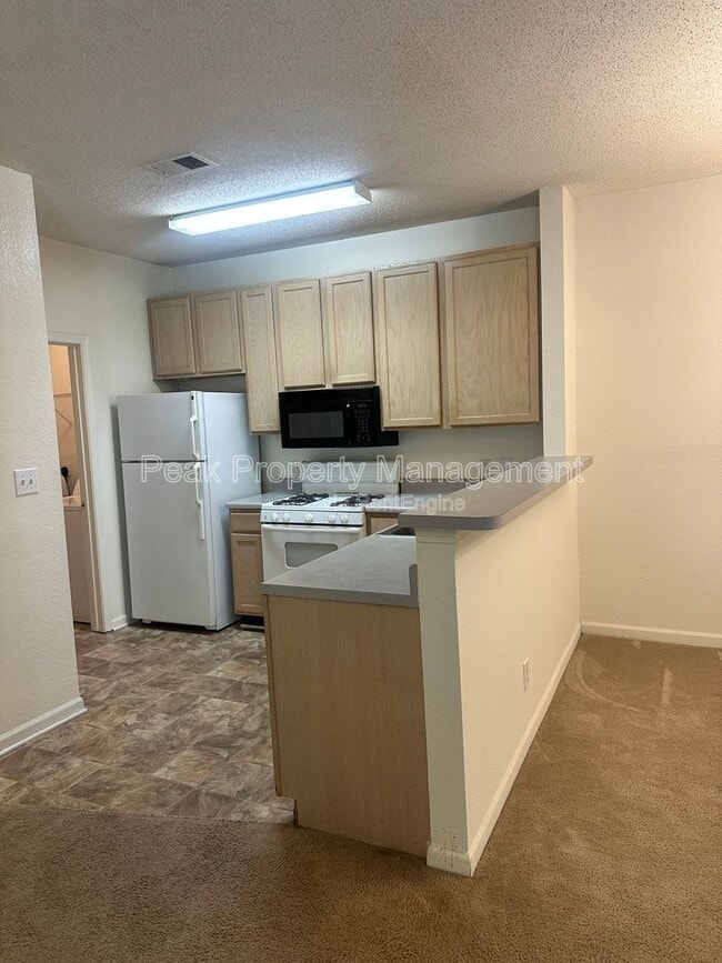 Photo - The Links Condominiums
