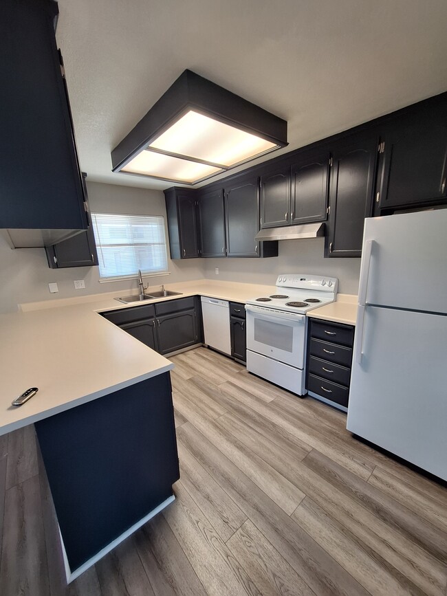 Photo - 2388 Parker Ave Unit 2388-1