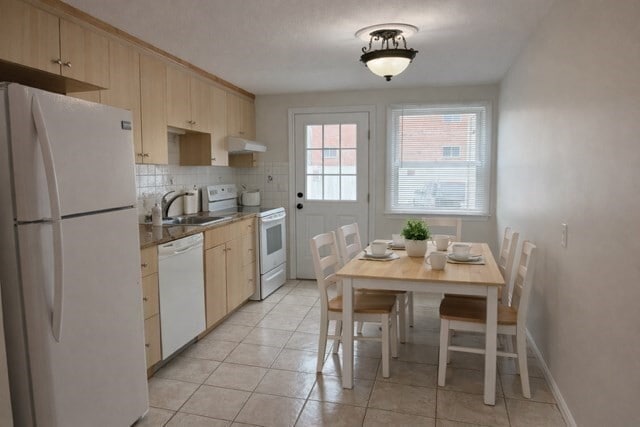 Photo - 12 Cutter St Unit 1