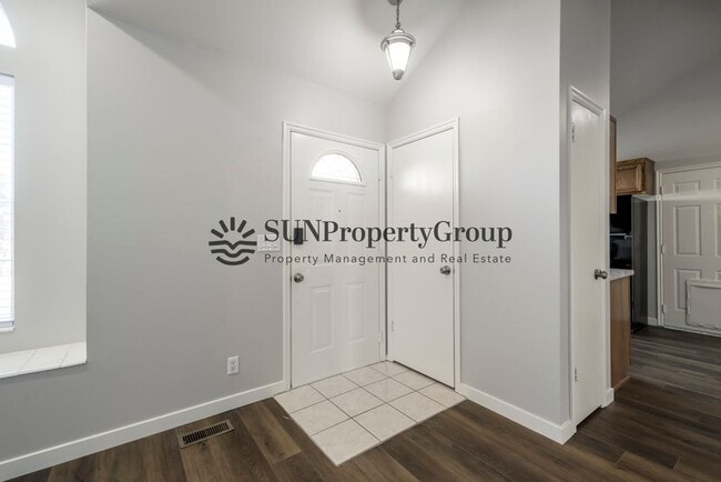 Photo - Great Updated Family Home in Excellent Clinton Location!