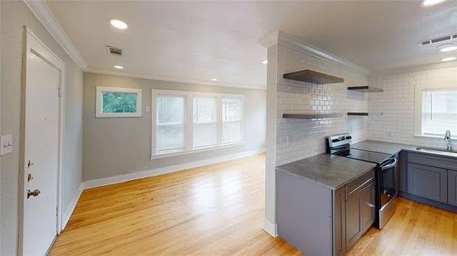 Photo - 5842 Prospect Ave