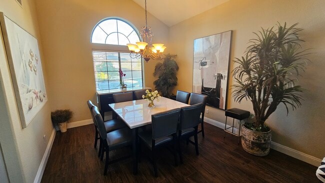 Comedor formal - 7444 Forestdale Ct
