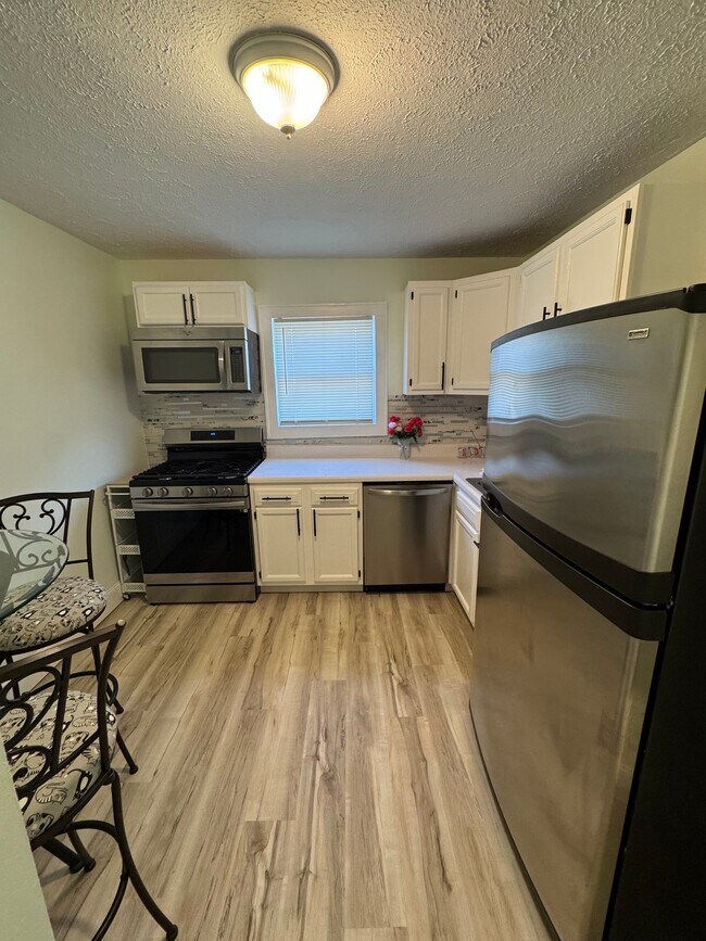 Photo - 1534 Eddington Rd Unit #3