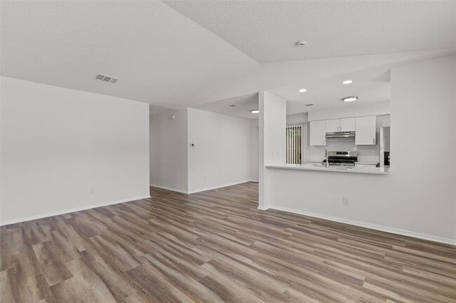 Photo - 11411 Walnut Ridge Dr
