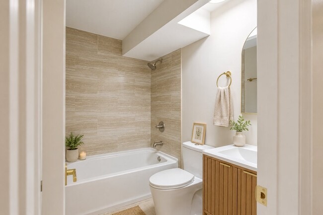 Photo - 17211 Usher Pl
