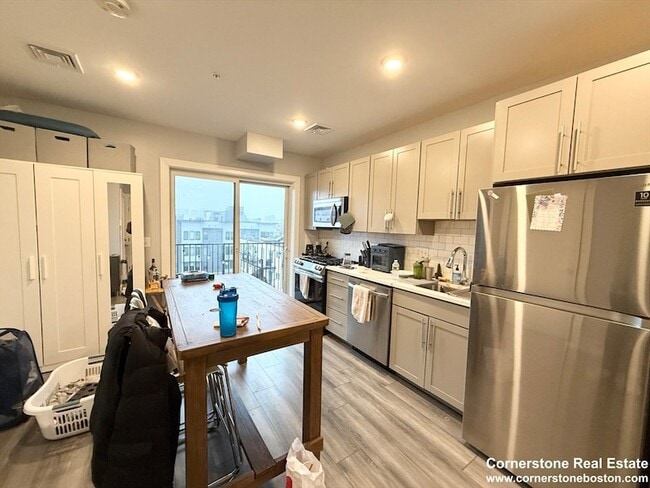 Photo - 55 W Fifth St Unit 506