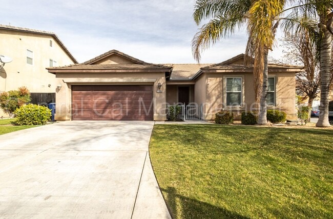 Photo - 3 Bedroom/2 Bath home located in the Desired Northwest - $2395 per Month!