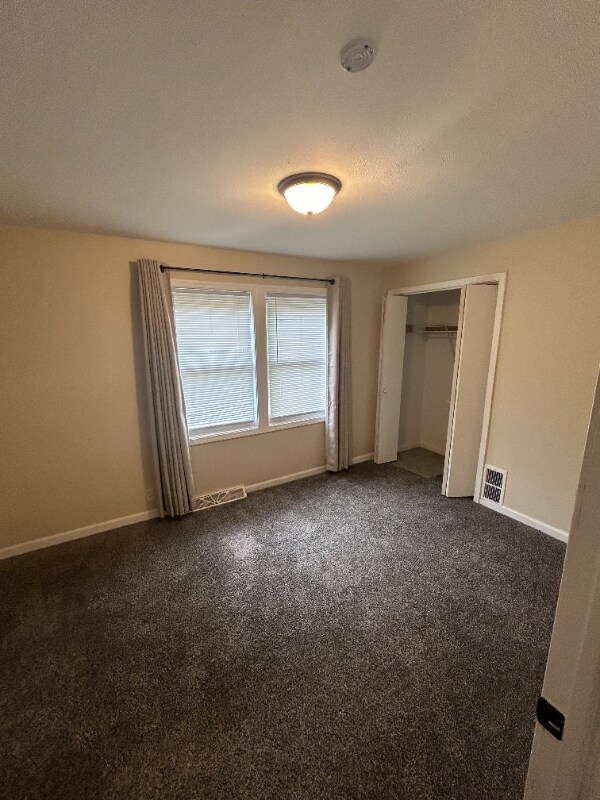 Photo - 2011 S Ironwood Dr Unit A