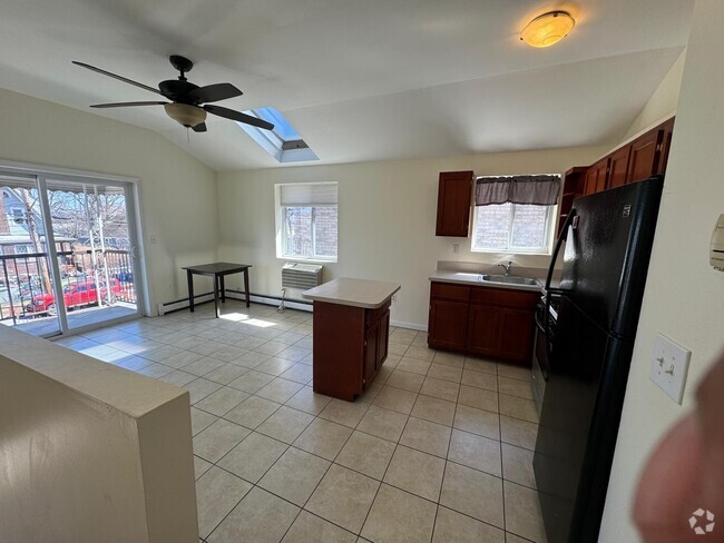 Building Photo - 115 Pugsley Ave Rental