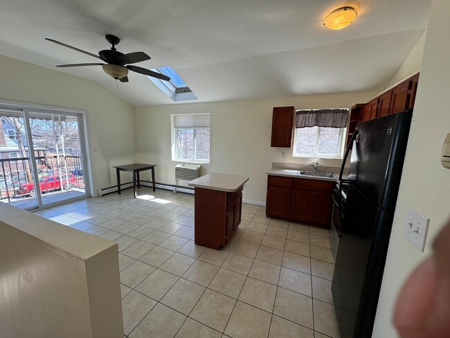 Photo - 115 Pugsley Ave Apartment